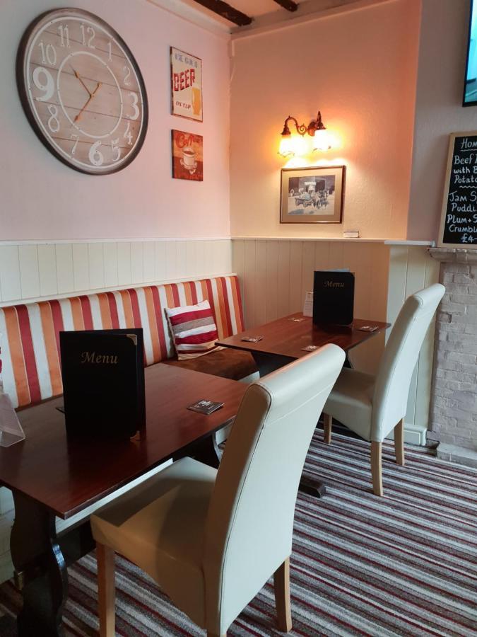 The Pelican Inn Devizes Zewnętrze zdjęcie
