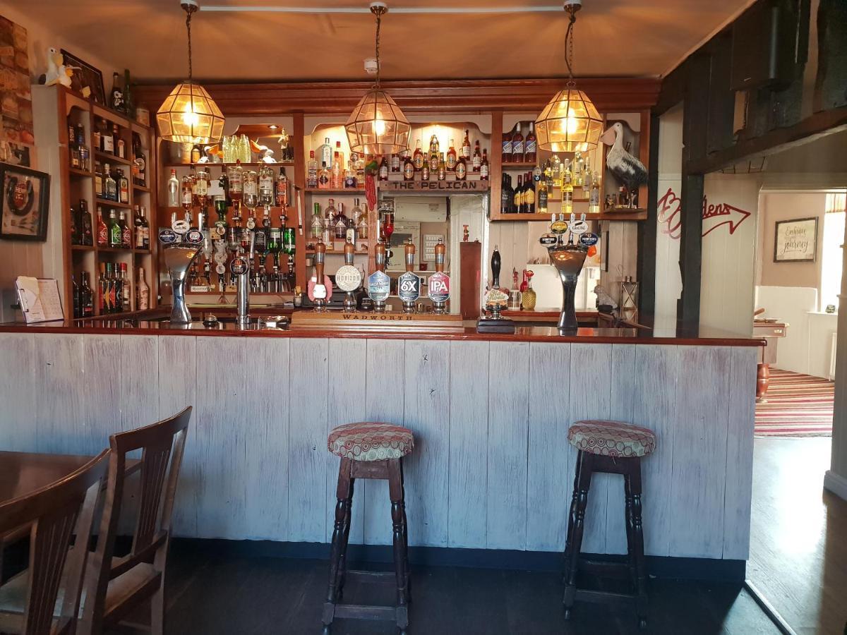 The Pelican Inn Devizes Zewnętrze zdjęcie