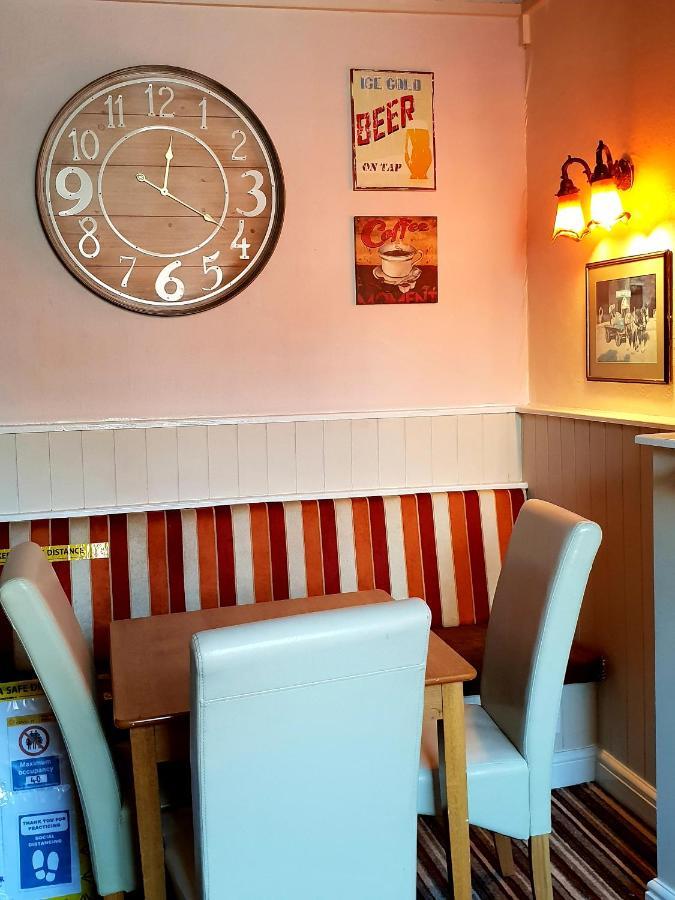 The Pelican Inn Devizes Zewnętrze zdjęcie