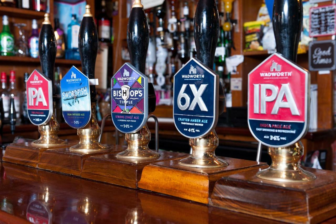 The Pelican Inn Devizes Zewnętrze zdjęcie