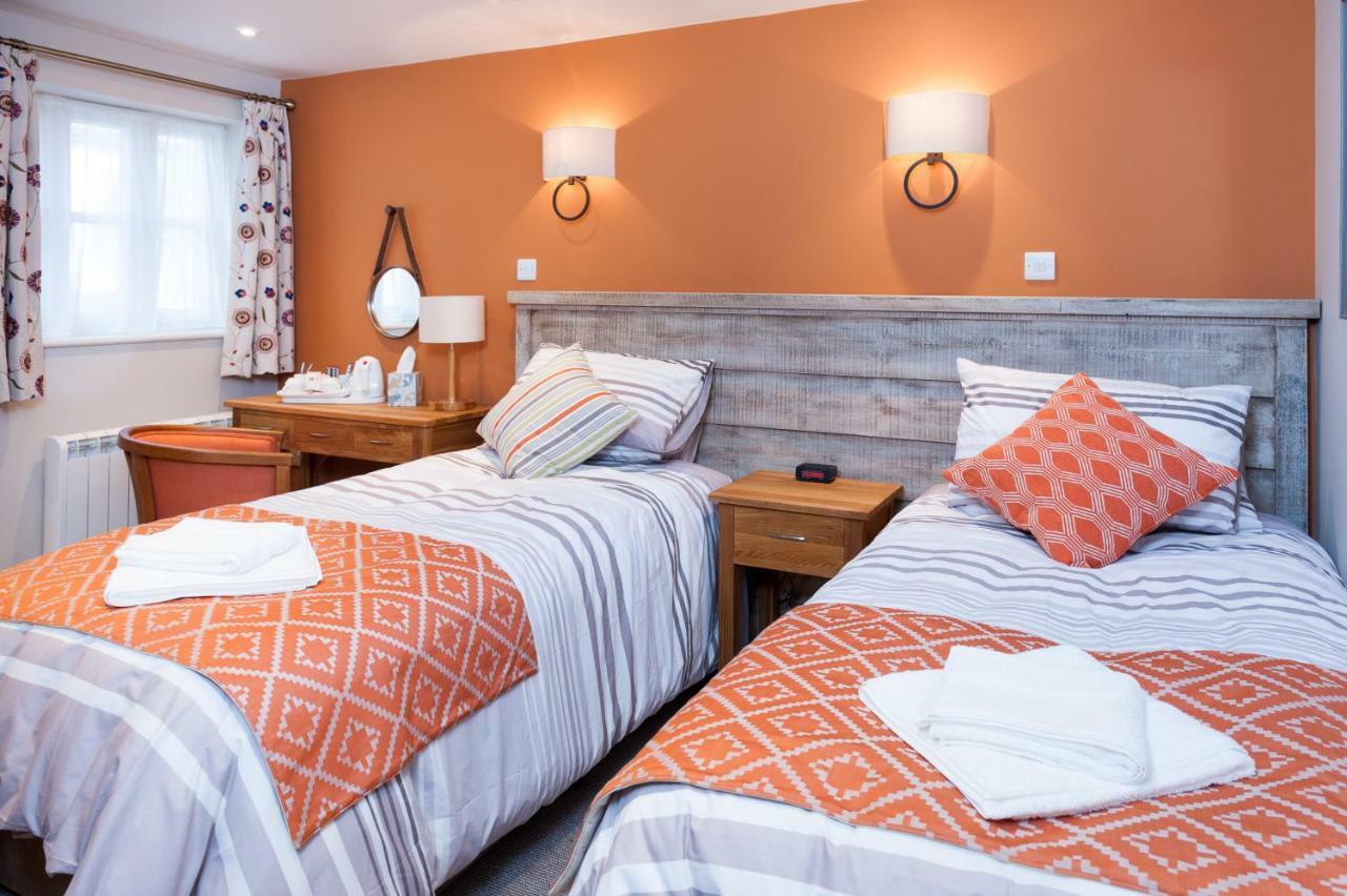 The Pelican Inn Devizes Zewnętrze zdjęcie